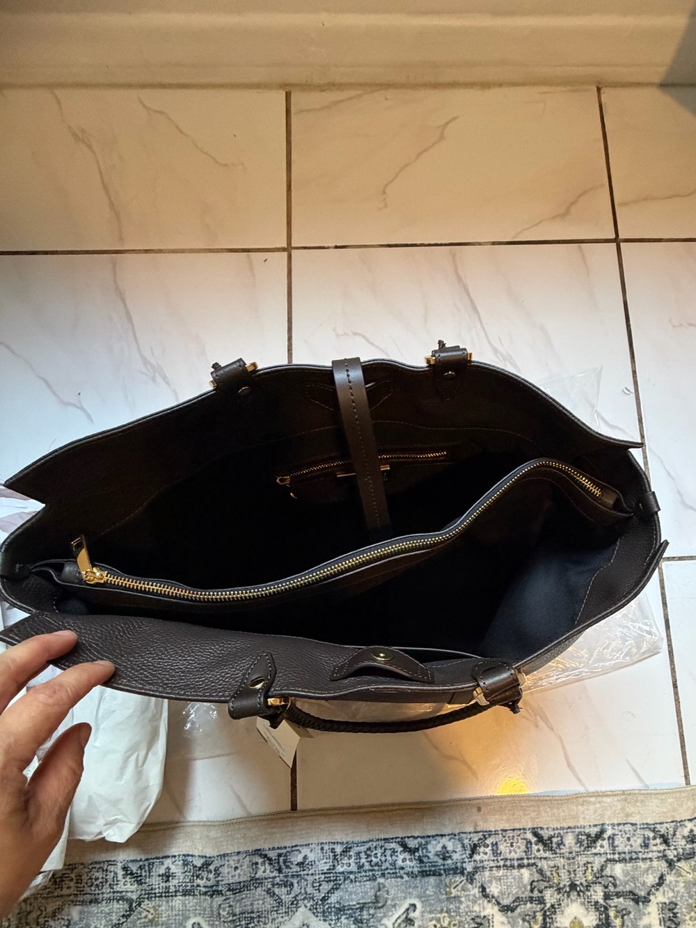 Divina Firenze Dark Brown Leather Tote Bag - Picture 11 of 16